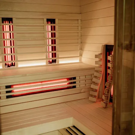 Pinia Slnava 01 - Luxury Lakeside With Pool *