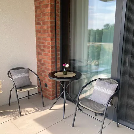 Daire Pinia Slnava 01 - Luxury Lakeside With Pool Banka