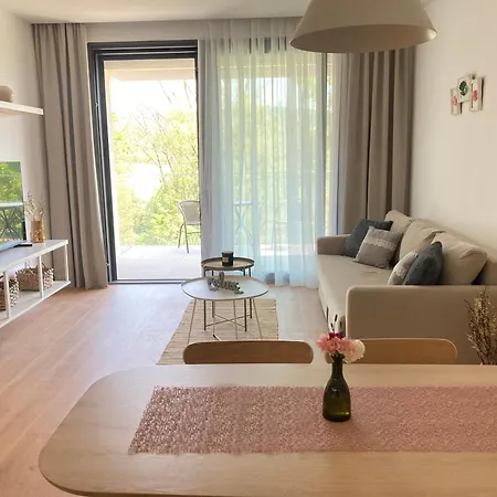 Pinia Slnava 01 - Luxury Lakeside With Pool Daire *