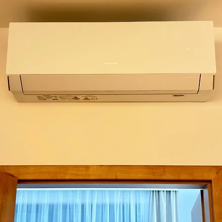 Pinia Slnava 01 - Luxury Lakeside With Pool Apartmán *