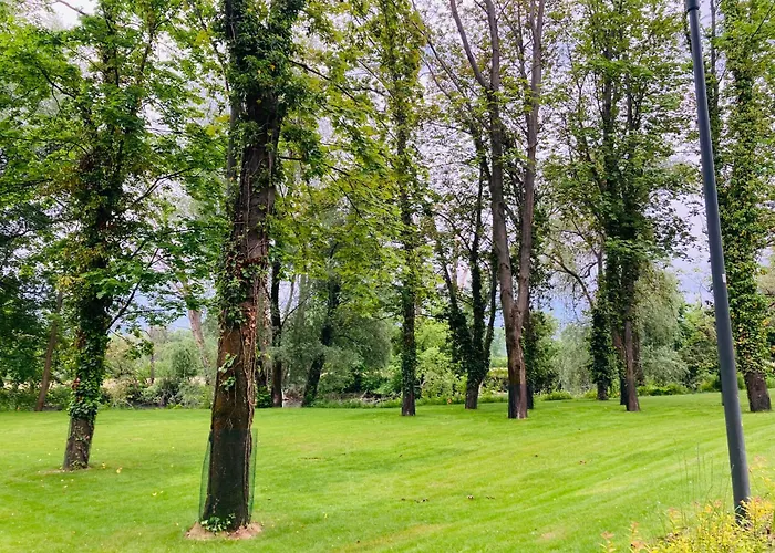 Pinia Slnava 01 - Luxury Lakeside With Pool * Banka