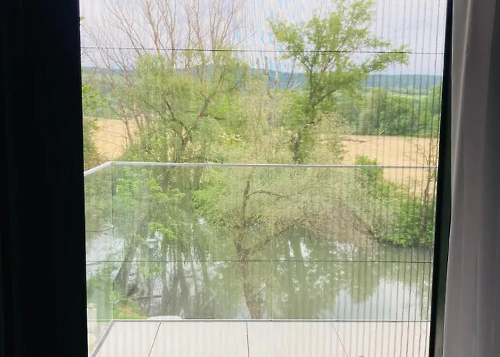 Pinia Slnava 01 - Luxury Lakeside With Pool * Banka